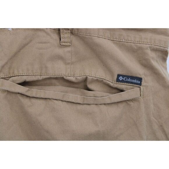 Columbia Men's Khaki Shorts Size 48 (10" Length) - Picture 7 of 9